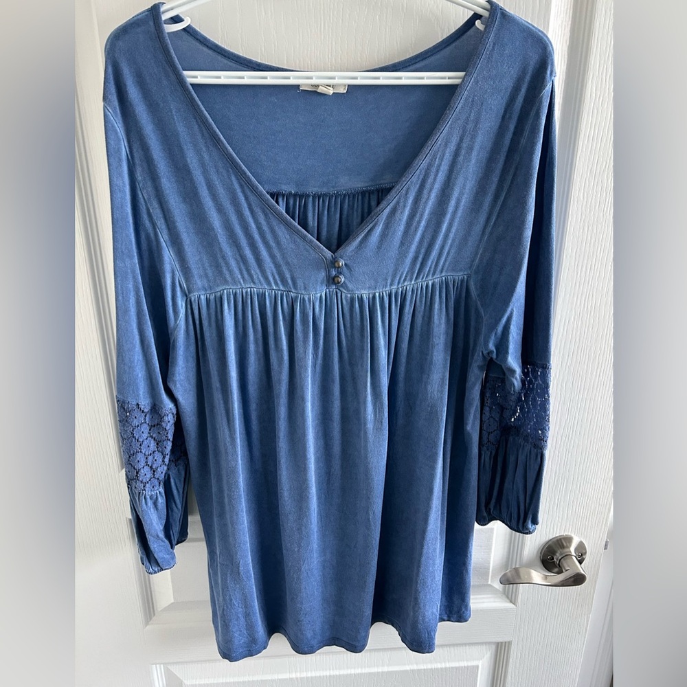 Como Blue blouse